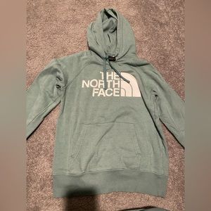 Women’s North Face Hoodie